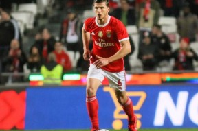 华体会体育-曼城轻取本菲卡，卡瓦尼梅开二度亚洲杯