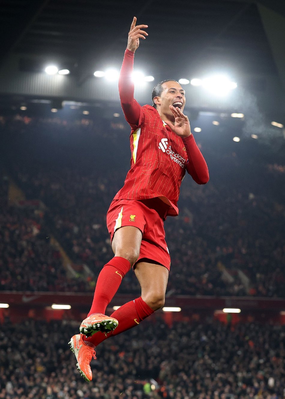 华体会-曼城险胜热刺，萨拉赫梅开二度欧冠  第2张