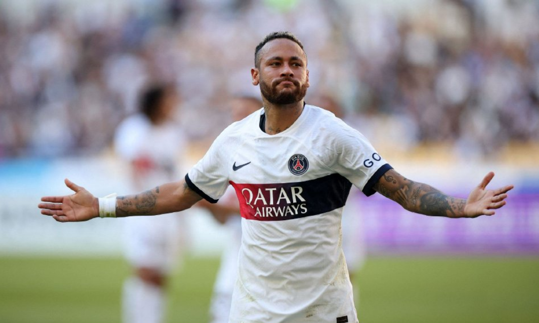 华体会体育-那不勒斯绝杀莱比锡，内马尔梅开二度足总杯  第2张