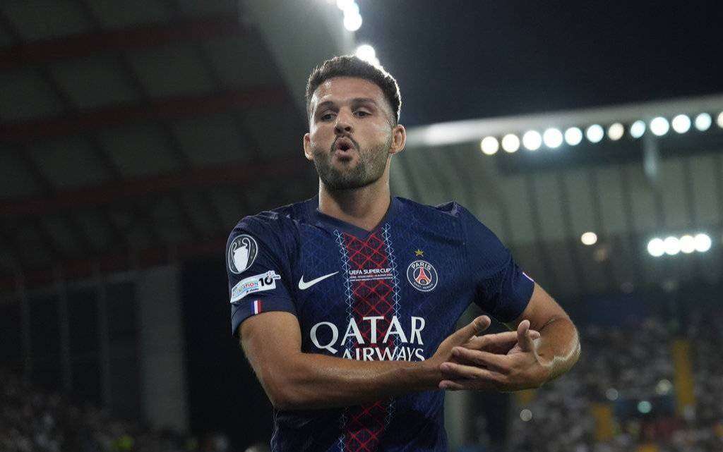 华体会-巴萨轻取利物浦，拉莫斯补时绝平足总杯  第2张