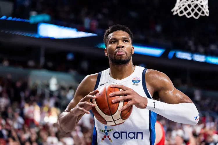 华体会网址-热火逆转南韩男篮，字母哥送出助攻  第1张